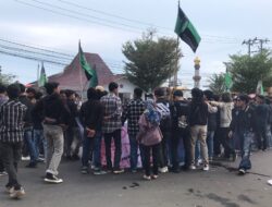 HMI Cabang Bengkulu Demo di Depan Kantor DPRD Provinsi Bengkulu, Berikut 7 Tuntutannya