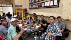 Polres Bengkulu Selatan Bagi Takjil dan Buka Puasa Bersama Awak Media dalam Upaya Mempererat Silaturahmi