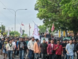 Ribuan Mahasiswa Geruduk DPRD Bengkulu, Suarakan Kekecewaan Terhadap Kenaikan Tunjangan dan Regulasi Bermasalah