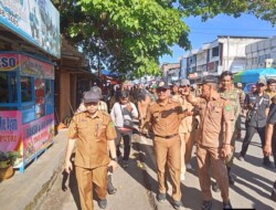 Kadis Perdagrin Bengkulu Pindahkan 52 Pedagang Trotoar ke Kios Pasar Panorama