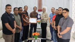 JMSI Serahkan Penghargaan Kepada Kejari Bengkulu Utara Terkait Pemberantasan Korupsi