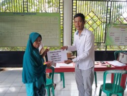Pemdes Cirebon Baru Bagikan Bantuan Langsung Tunai Dana Desa Tahun Anggaran 2025