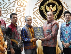 Ketua DPRD Bengkulu Utara Hadiri Penyerahan LHP BPK, Tegaskan Komitmen Transparansi Anggaran