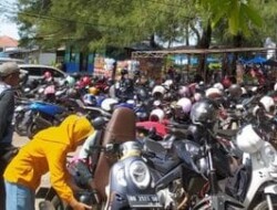 Parkir Liar Disikat! Dedy Wahyudi Minta Wisatawan Rekam Pelanggaran di Pantai Panjang Bengkulu